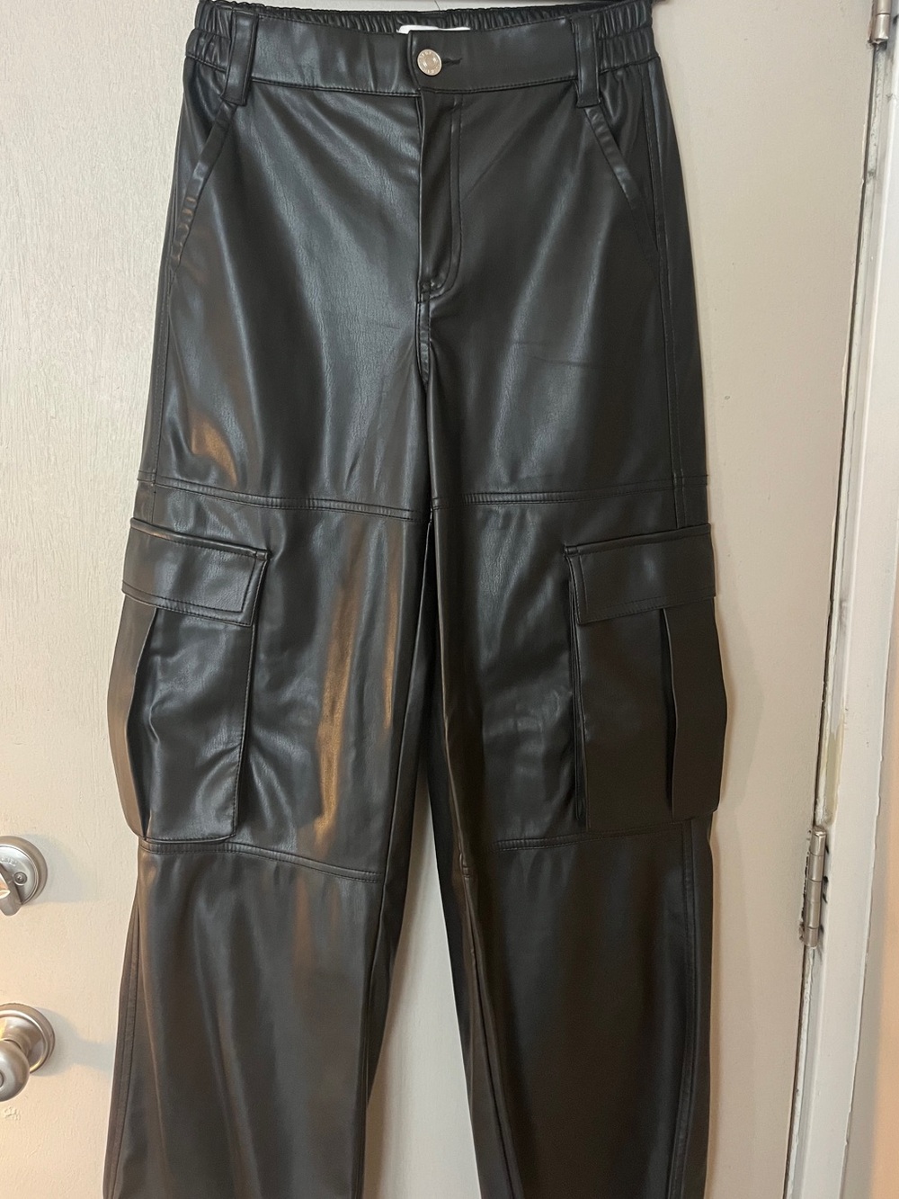 Berksha Faux Leather Cargo Pants, Black